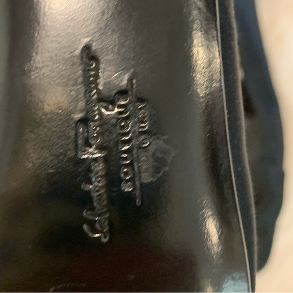 Salvatore Ferragamo Bowed Satin Flats - Picture 2 of 7